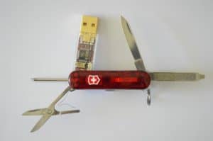 Swiss army knife with usb port